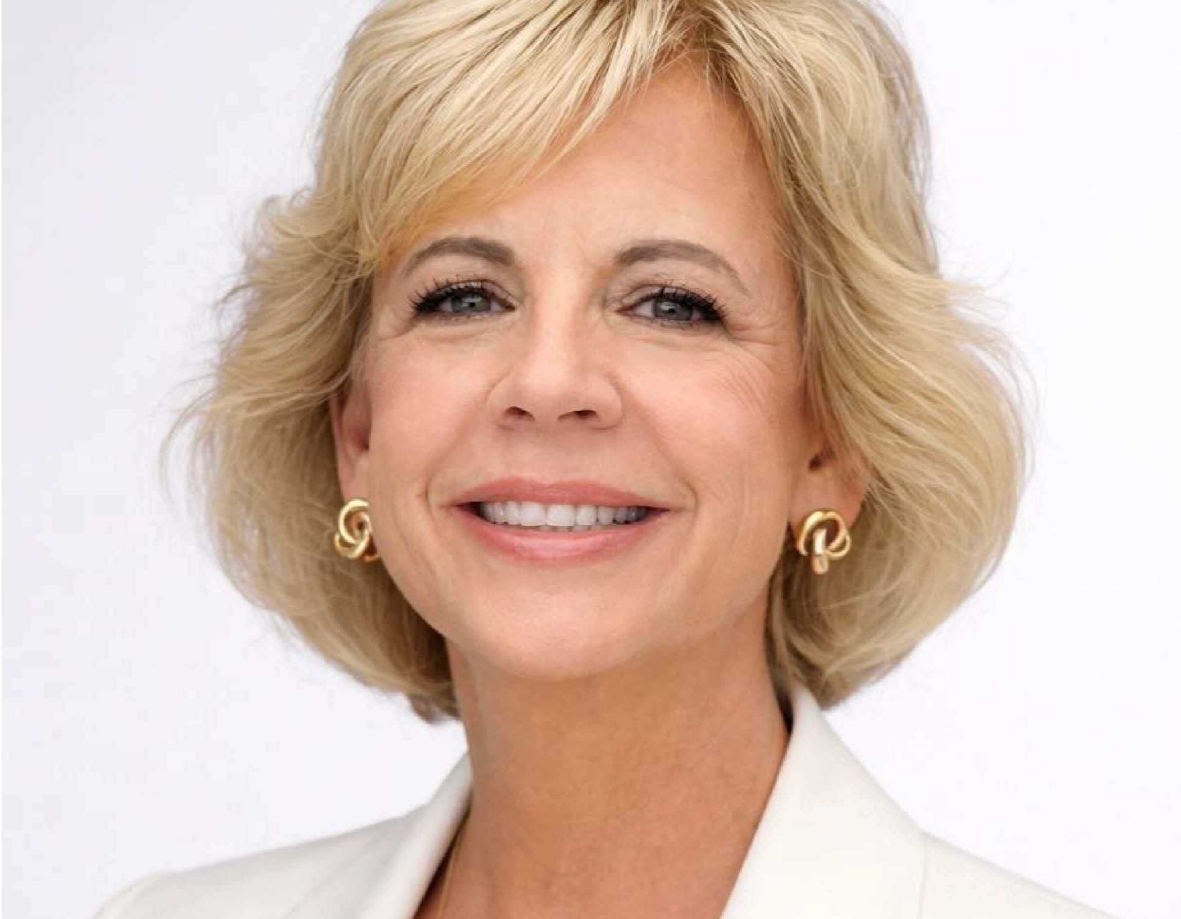 Headshot for Debbie Siena