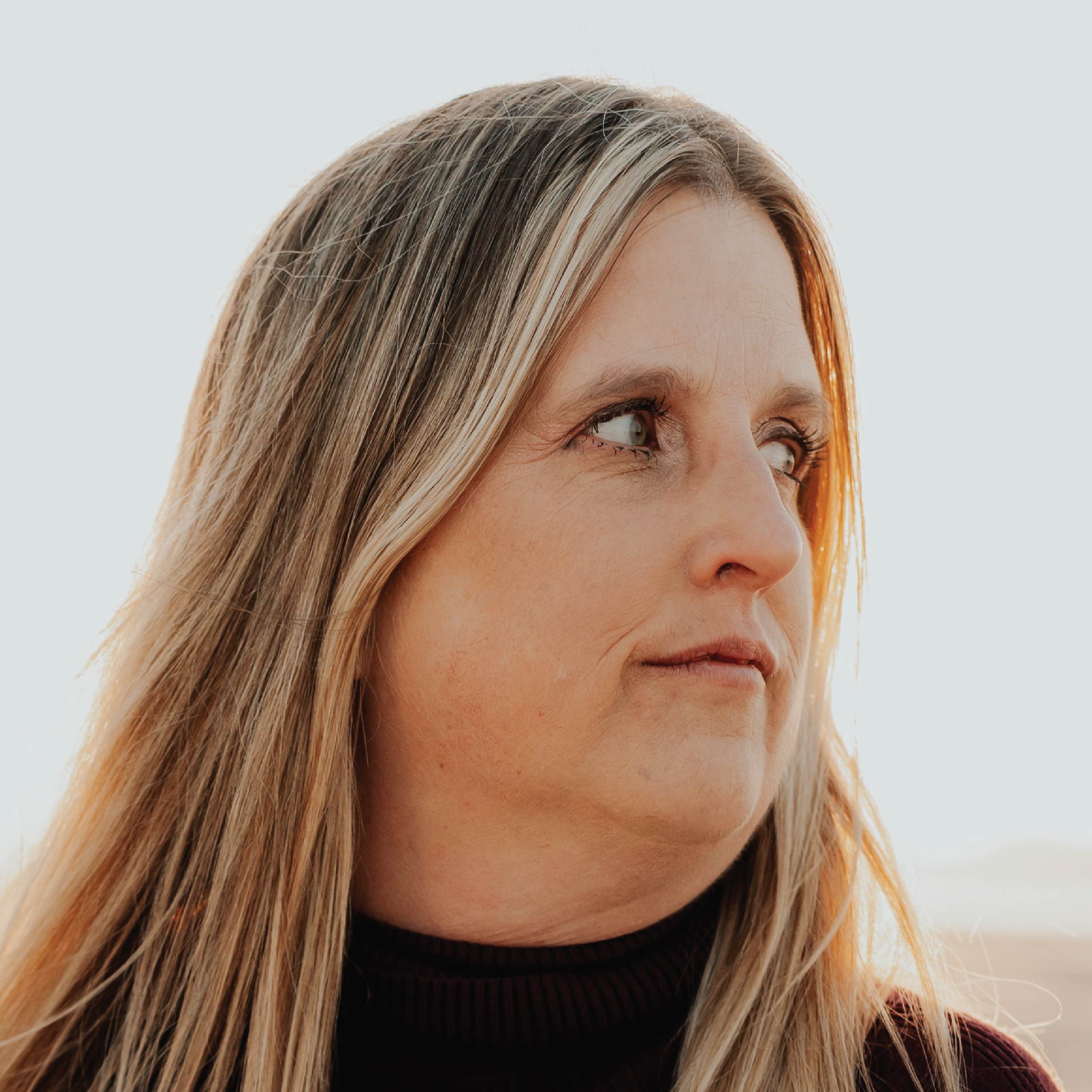 Headshot for Lisa Thompson